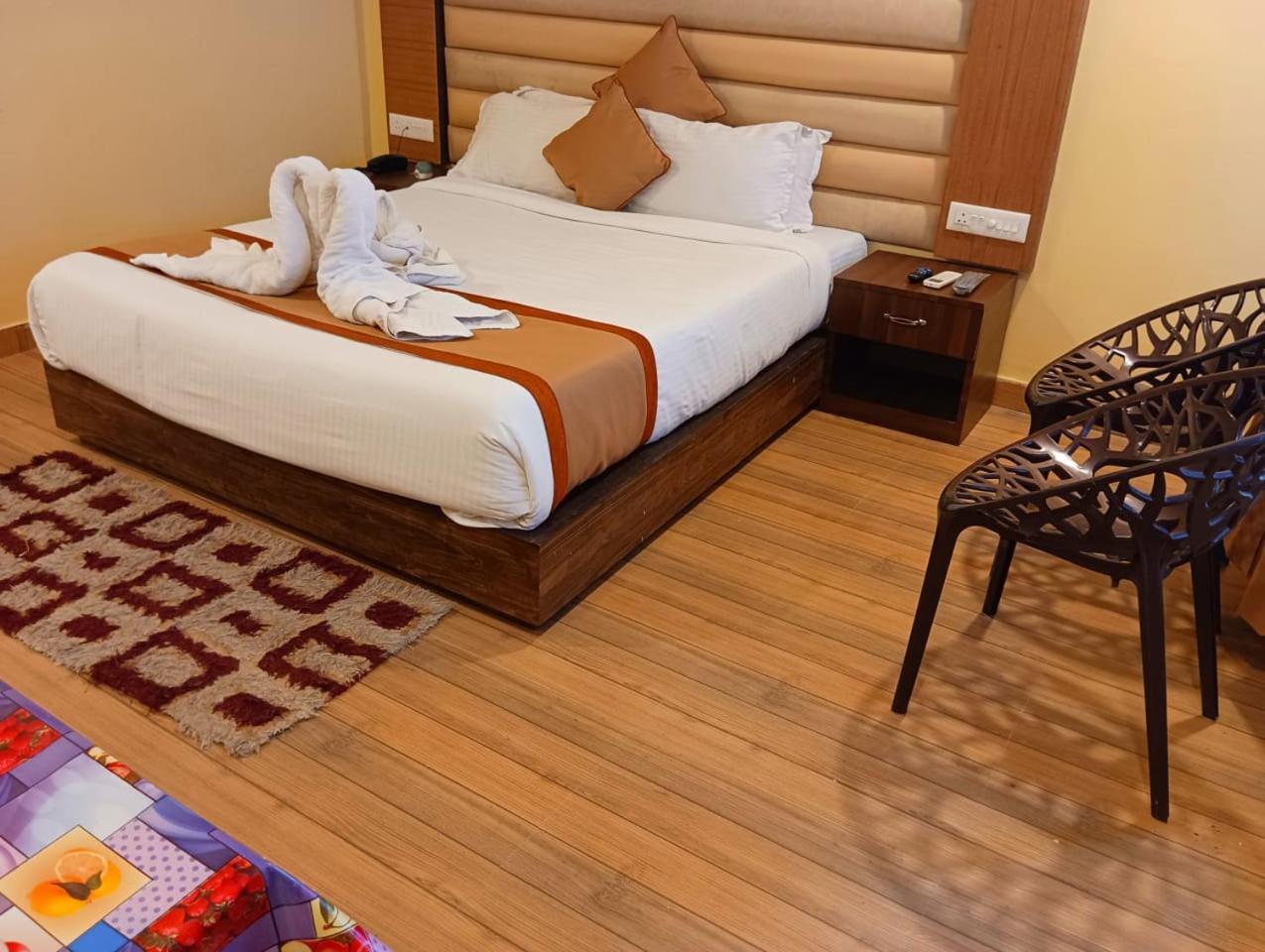 Royal Villa Beach Resort Govind Nagar Esterno foto