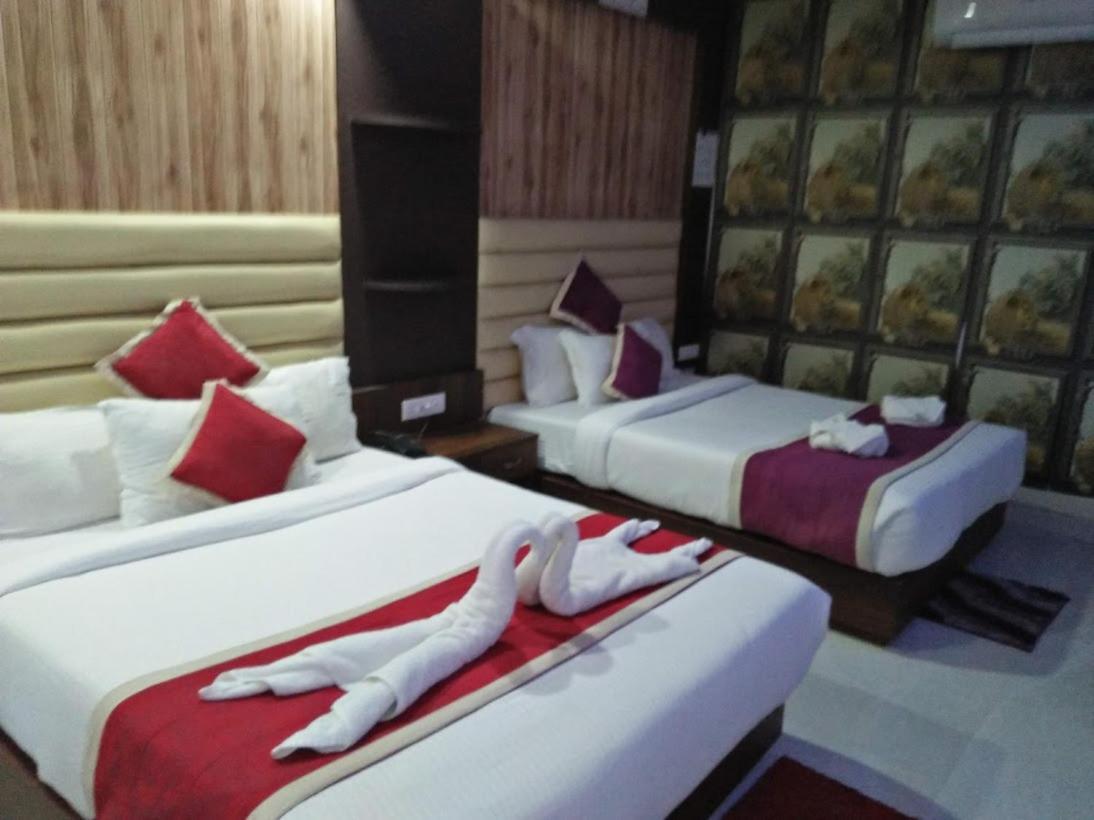 Royal Villa Beach Resort Govind Nagar Esterno foto